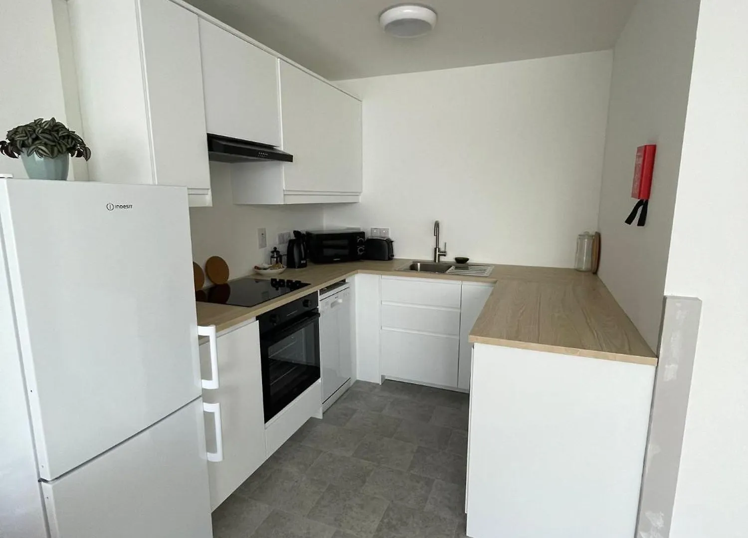 Iec Campus Apartman Cork 0*,